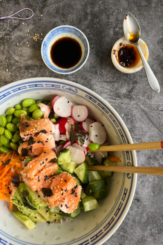 Salmon poke bowl